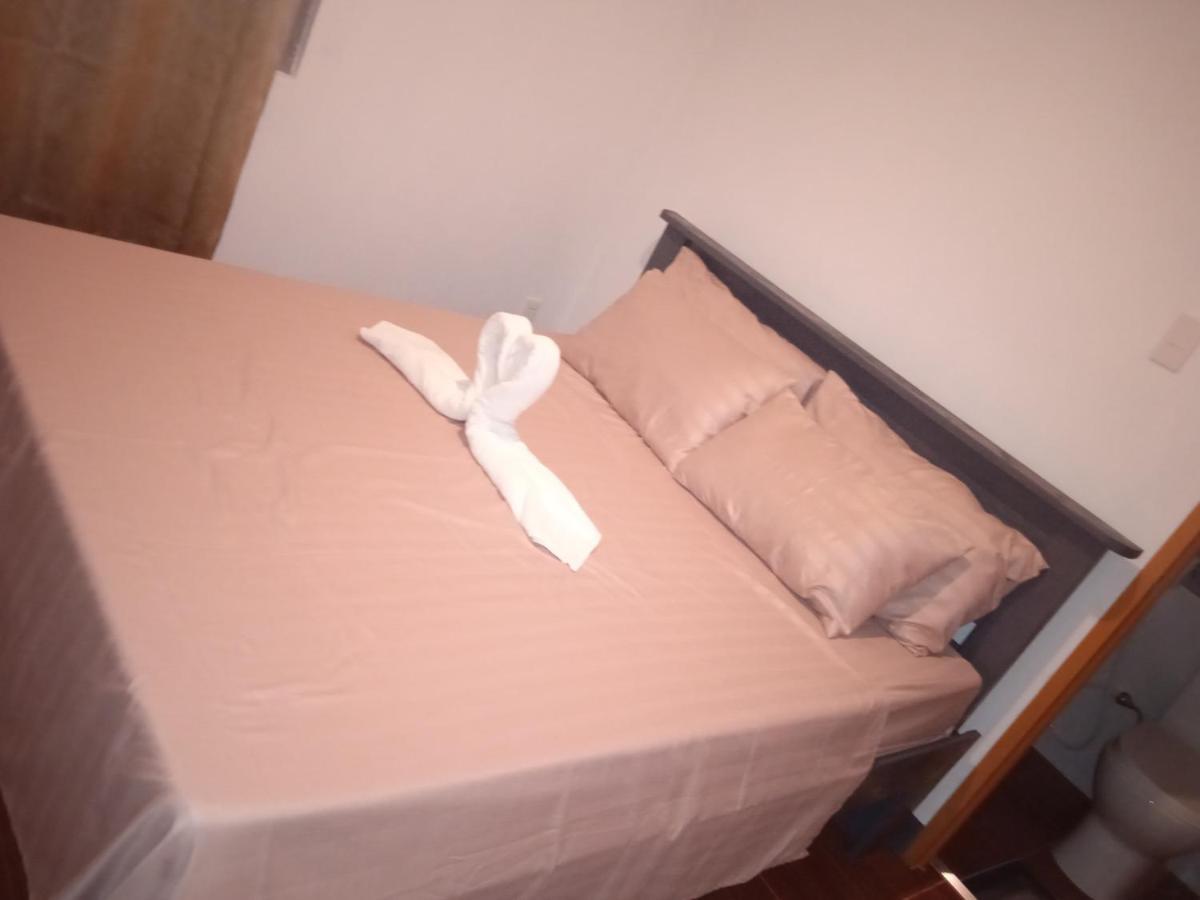 Sarah'S Garden Bnb & Spa Bed & Breakfast Clarin  Exterior foto