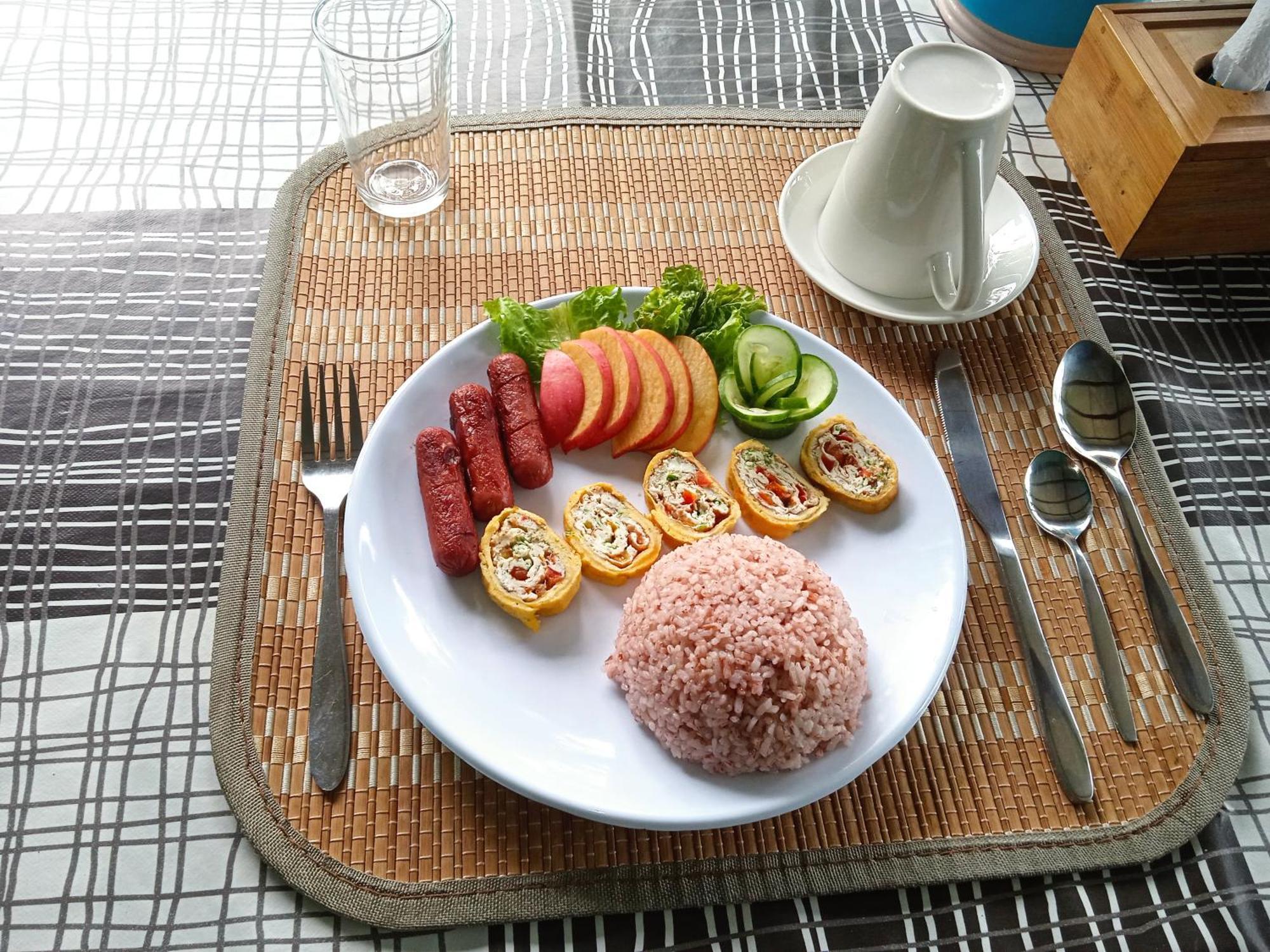 Sarah'S Garden Bnb & Spa Bed & Breakfast Clarin  Exterior foto