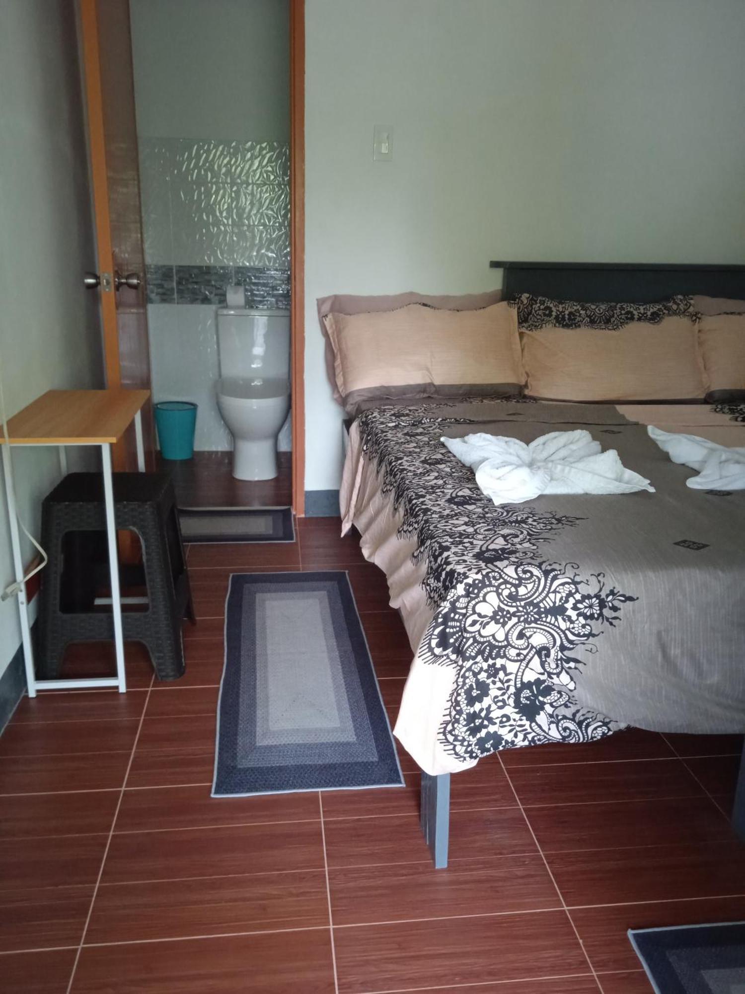 Sarah'S Garden Bnb & Spa Bed & Breakfast Clarin  Cameră foto